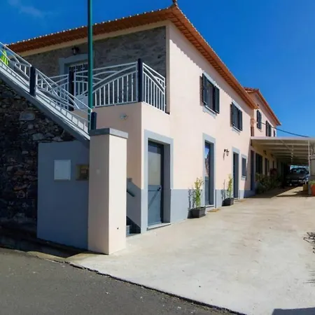 Costa'S Home, Faja Da Ovelha, Calheta