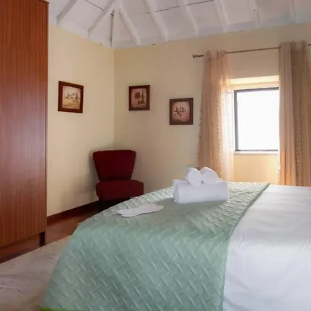 Costa'S Home, Faja Da Ovelha, Calheta